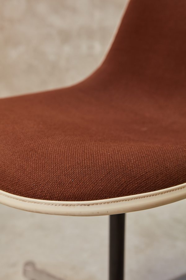 Silla Herman Miller