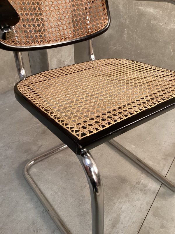 Silla Cesca modelo B32 diseño de Marcel Breuer