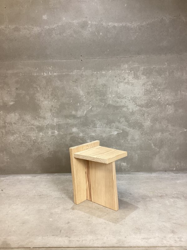taburete de madera